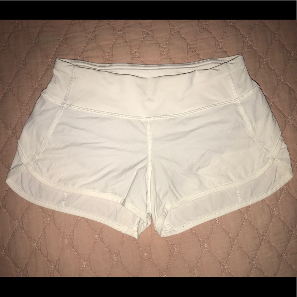 White lululemon shorts